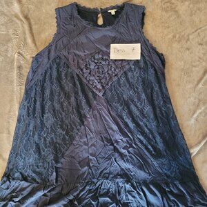 (DRESS 7) - Women's plus size knee-length dress